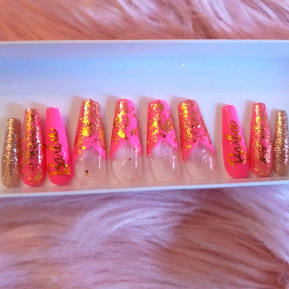Barbie Pink Press On Nails